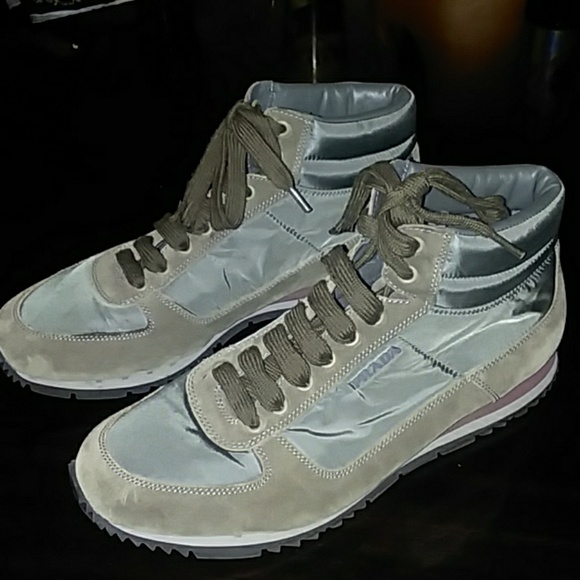 Prada shoes - Picture 1 of 4